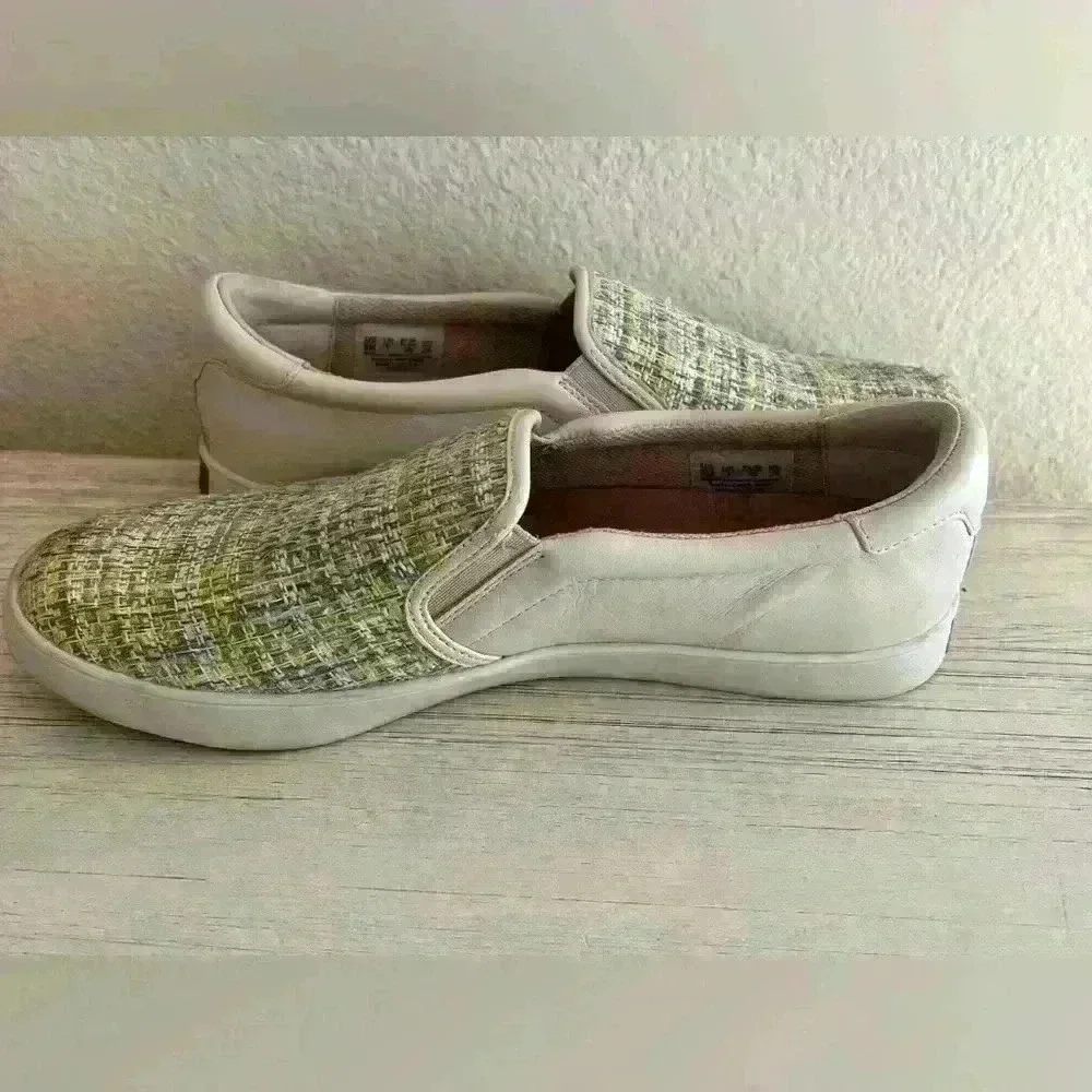 Dr. Scholl's Original Collection Slip-On Sneakers - Women's Woven Fabric, Size 9 - Picture 2 of 6